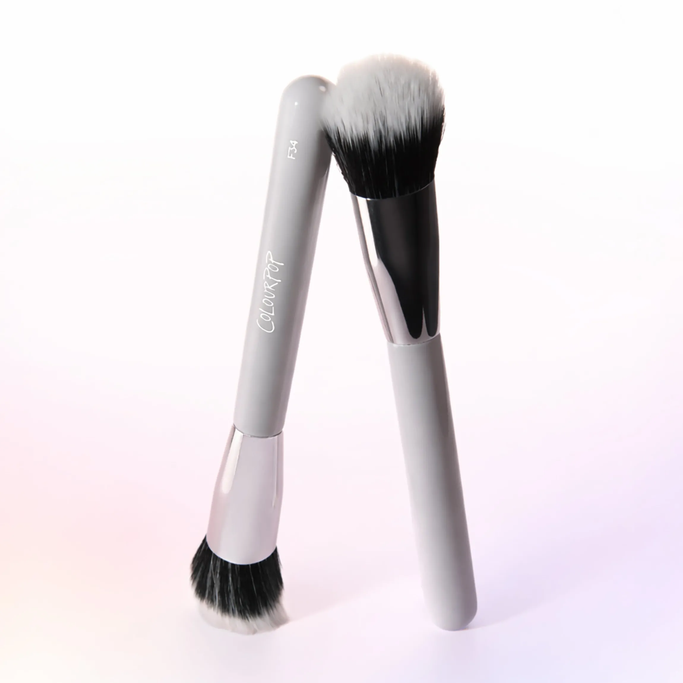 Angled Blending Face Brush