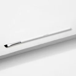 Angled Eye Brush