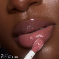So Juicy Plumping Glossy Lip Oil